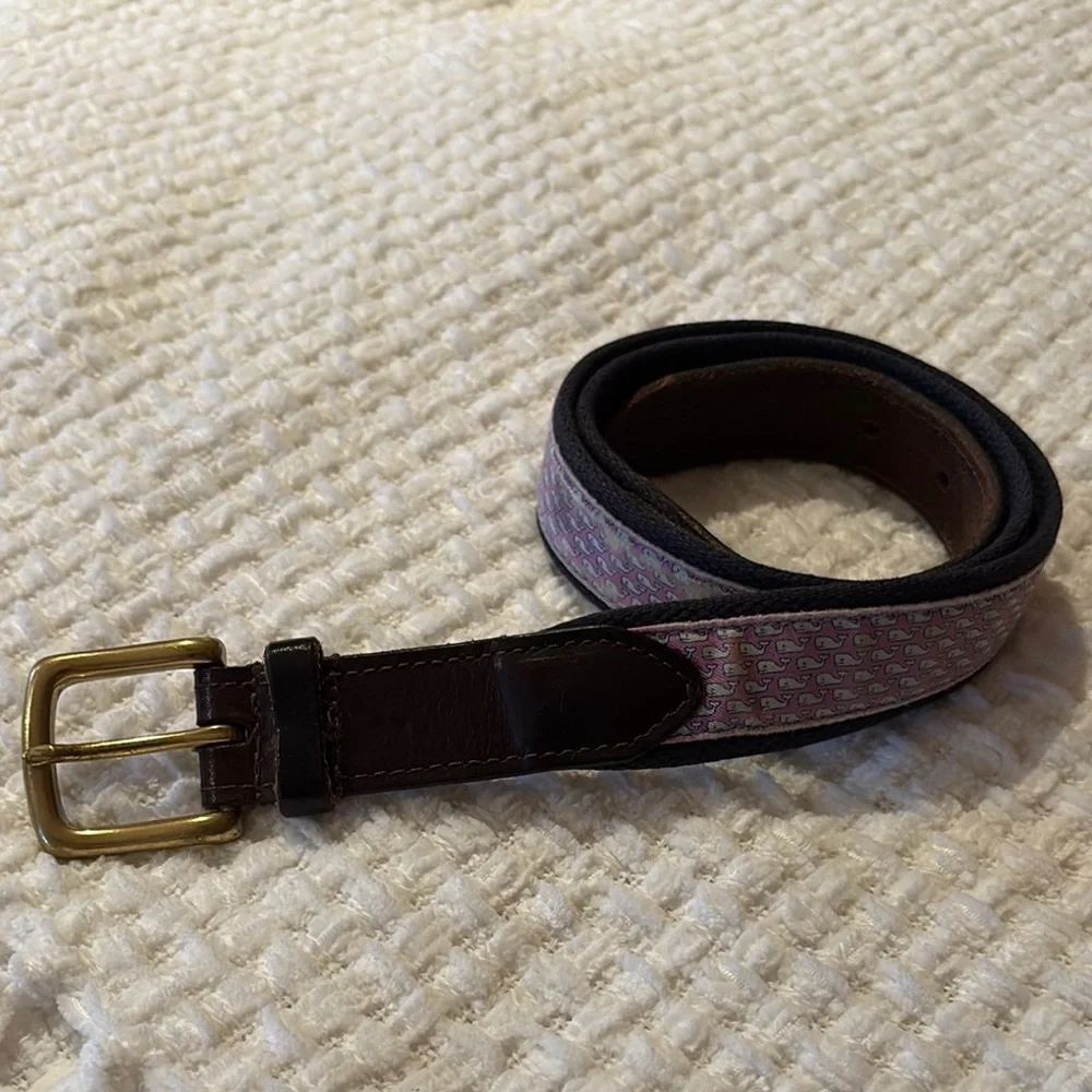 Gently Loved Vinyard Vines Silk/Leather Men's  Pink Patterned Belt